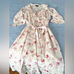 Vintage Ralph Lauren women’s nightgown and robe set. Size Large/ XLarge.